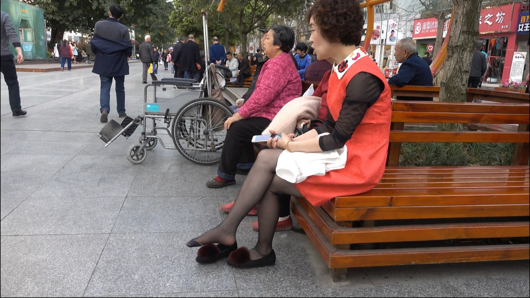 streetsnapnylon[00 00 54][20181205 223253 5]